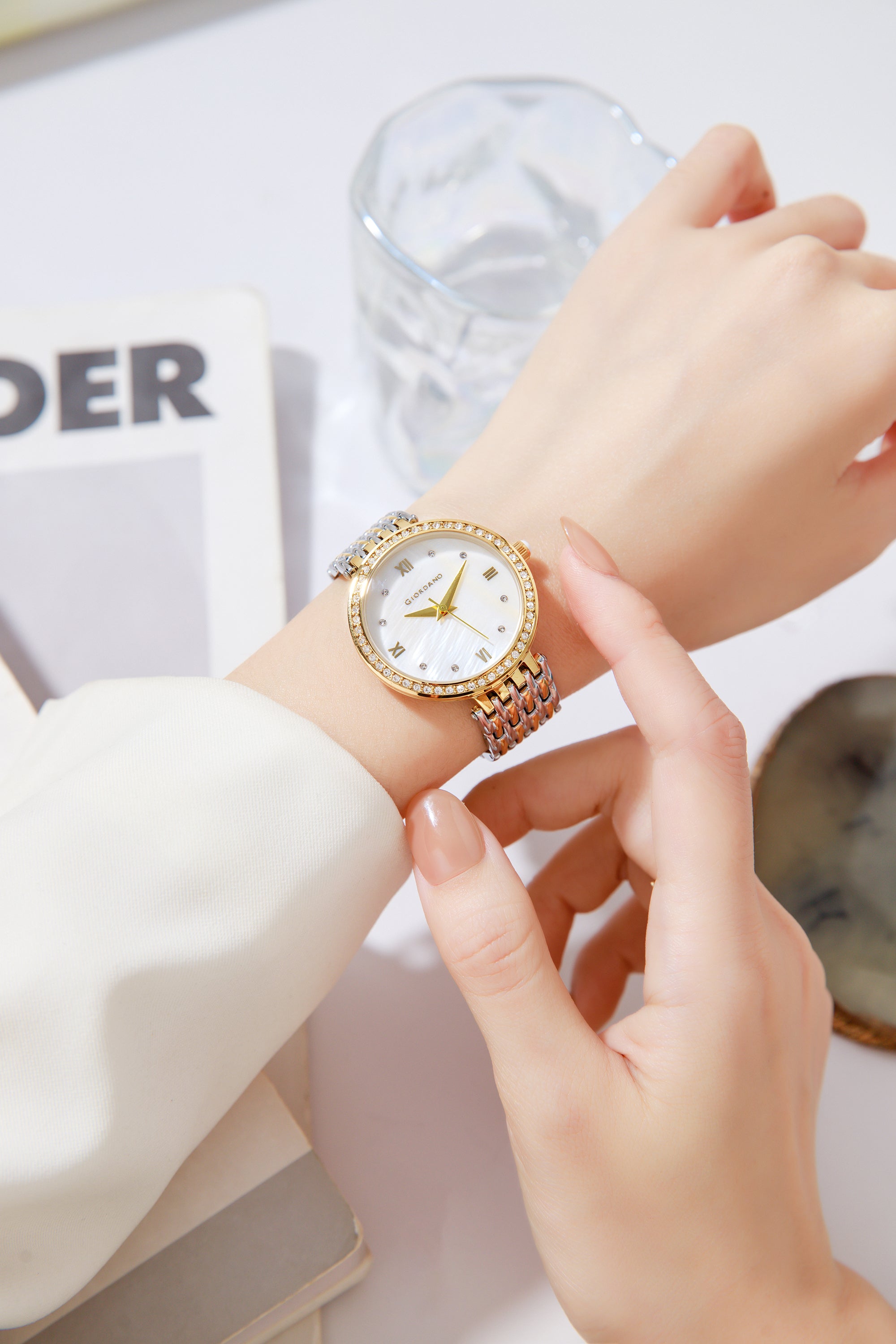 Giordano Analog Watch for Women with Stainless Steel Strap and Crystal Embellished Bezel, Roman Numerals | A2060-55